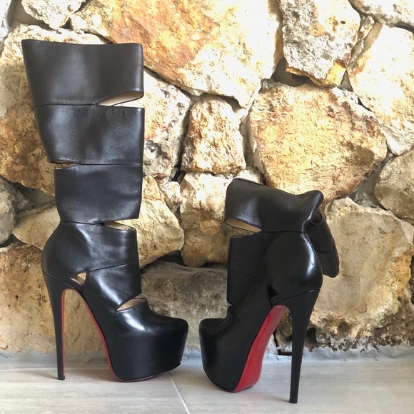 CHRISTIAN LOUBOUTIN CUTOUT PLATFORMS - Picture 5 of 17